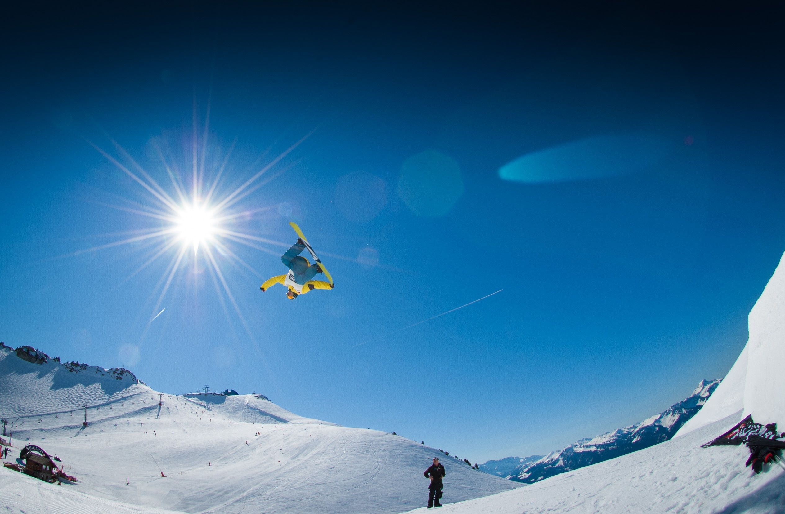 Skifahren und Wellness im Winter-Sporthotel